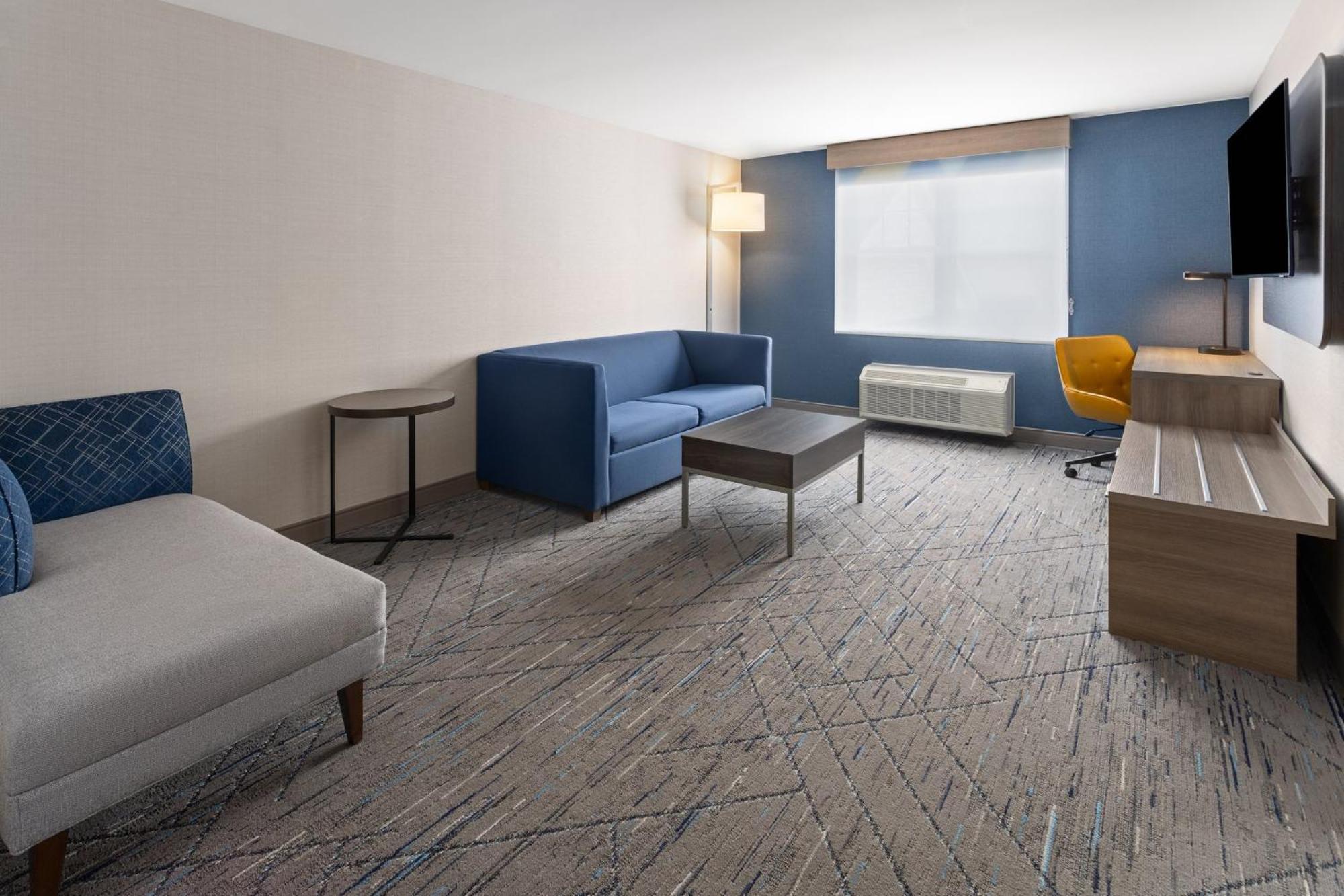 Holiday Inn Express Hotel & Suites Freeport By Ihg Exterior foto